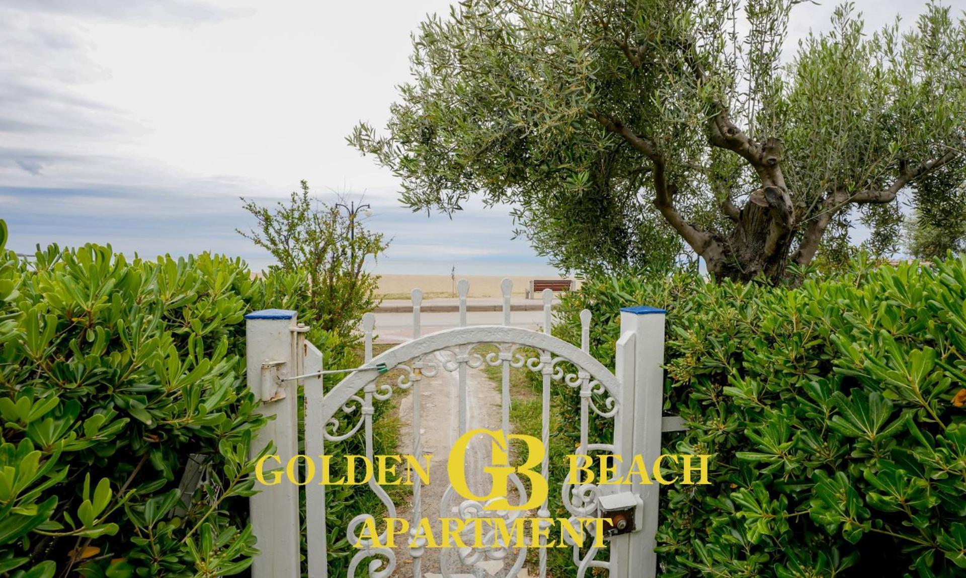 Golden Beach Apartment 네아 모우다니아 외부 사진